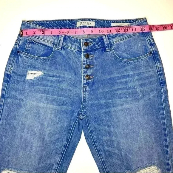 Guess Womens tomboy light wash button fly frayed edge distressed jeans Size 27 - Picture 4 of 7